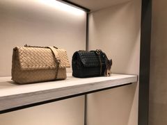 -文艺复兴百货(米兰大教堂广场店)