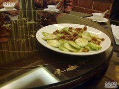 云南小瓜炒猪颈肉-金騰閣·经典粤菜(汾江中路店)