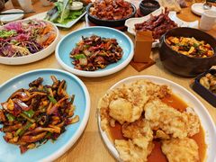 -百年石锅饭(阿里郎美食街店)