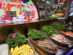 -黑金·寻焰自助百汇·烤肉·火锅(中街店)