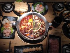 -湊湊火锅·茶憩(杭州湖滨银泰in77店)