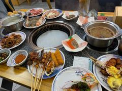 -锤头鲨毛肚海鲜烤肉自助餐厅(国购广场店)