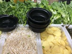 -曹宝林砂锅麻辣烫(星光路店)
