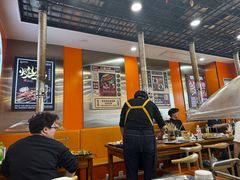 -哈尔滨小酒馆·鲜肉现穿自助烧烤(康新花园店)