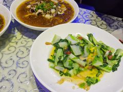 -巴特餐饮6加1音乐餐吧·新疆菜