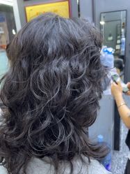 -藤野造型专业烫染接发