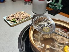 -四点金粥底火锅(沂州里店)
