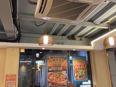-胡须佬鸡煲四季火锅店(石厦西村直营店)
