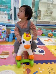 -鱼乐贝贝婴幼儿游泳中心(梅江印象城店)