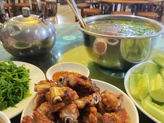 -岩保农家乐