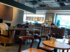 大堂-星巴克(南通凤凰文化广场店)