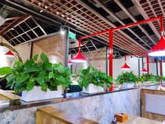 大堂-叶派龙虾•招牌香辣蟹·海鲜(中海国际店)