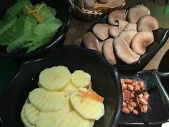 -左庭右院鲜牛肉火锅(新梅广场店)