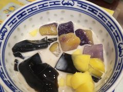 -广信牛奶甜品世家(台东店)