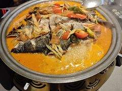 -令狐冲·炭烤活鱼(宝龙店)