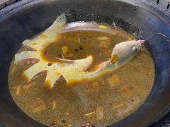 -铁锅炖灶台鱼老三炖鱼馆