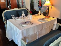 -火车头法国西餐厅