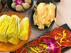 -鲜入围煮花胶鸡海鲜火锅