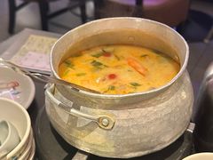 -大头虾越式风味餐厅(光明广场店)