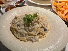 -春树下·树屋花房西餐厅(罍街AS1980店)