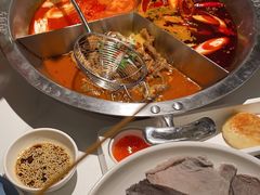 -左庭右院鲜牛肉火锅(金山万达店)