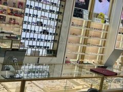-世纪大明眼镜·林德伯格·蔡司官方授权店(武昌旗舰店)