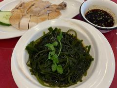 -侬佳蒸菜馆(听潮店)