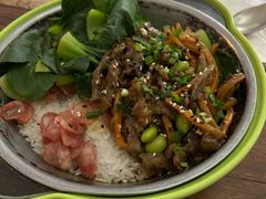 黑椒牛柳煲仔饭-SONGUOLIFE松果咖啡(七莘路店)