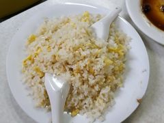 蛋炒饭-大槐树烤肉馆