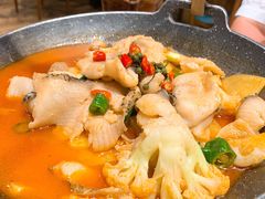 -老滇山寨•云南特色菜•地方菜•民族风情歌舞表演(金碧店)