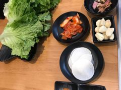 -肉甲韩国木炭烤肉(新壹街1店)