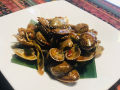 -忘忧草融合私房菜(红鼎国际店)