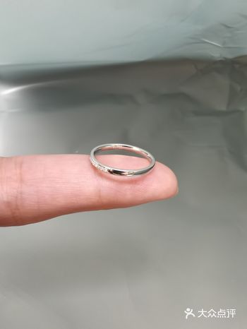 钻戒改款剩下的小钻还可以这样操作？