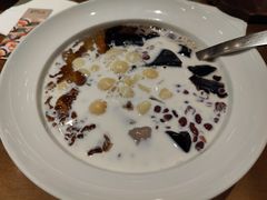 -RUXU入续糖水铺与包(卓悦中心店)
