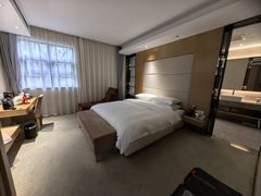 -上海怡沁园度假酒店