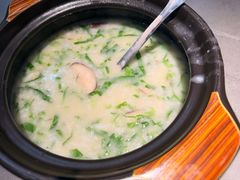 -赖厨潮汕砂锅粥