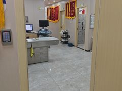 -瑞鹏宠物医院·骨外科·心肾科·肿瘤科(九亭店)