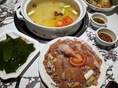 -谢云贵清香水煮鸡火锅(总店)