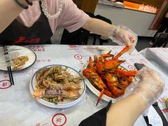 -三妹小龙虾·黄油蟹(华侨城总店)