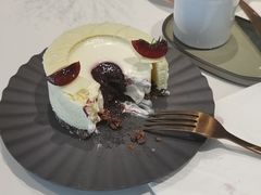 -潮一不贰·法式甜品·生日蛋糕·西式简餐(外滩店)