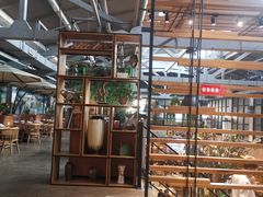 大堂-山楂树融合菜餐厅