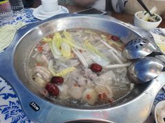 -范饭椰林川湘味海鲜·椰子鸡(三亚湾椰梦长廊店)