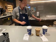 -瑞幸咖啡(外滩SOHO店)