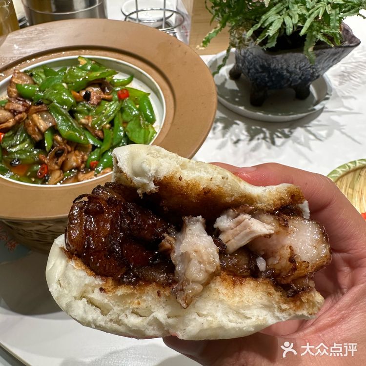 金华的红烧肉夹馒头是永远的爱