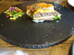 -HIGH FIVE哈福手工汉堡(桂林路店)