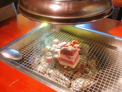 -肉甲韩国木炭烤肉(新壹街1店)