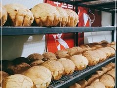 -秀云俄罗斯列巴屋(军星小区店)
