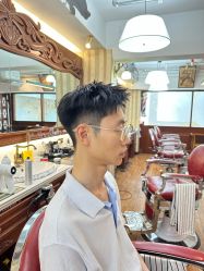 -BarberKiNG男士理发馆Barbershop
