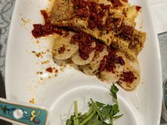 -汗腾格里·风味餐厅(新疆驻京办店)