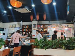 -姐妹临高乳猪店(海垦路店)